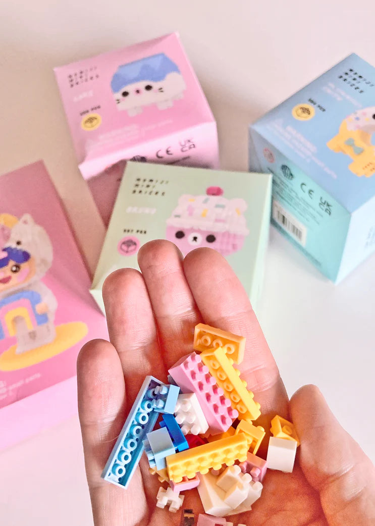 Momiji Mini Bricks - Build your own Momiji Doll - Rainbow Unicorn