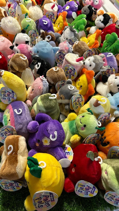 Palm Pal Festival Deal: 3 surprise plushies