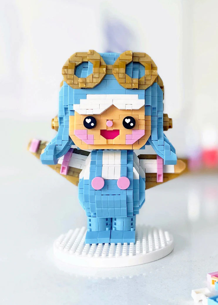 Momiji Mini Bricks - Build your own Momiji Doll - Adventure