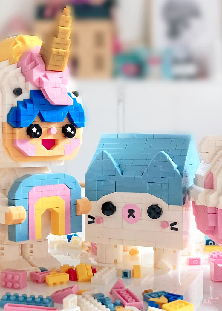 Momiji Mini Bricks - Build your own Momiji Doll - Gary